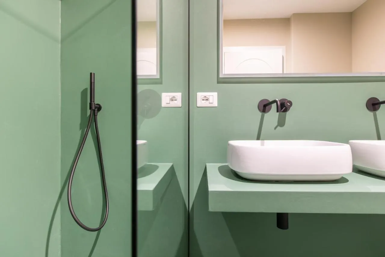 Daplace - Corso Sempione Suites Milão 0*,