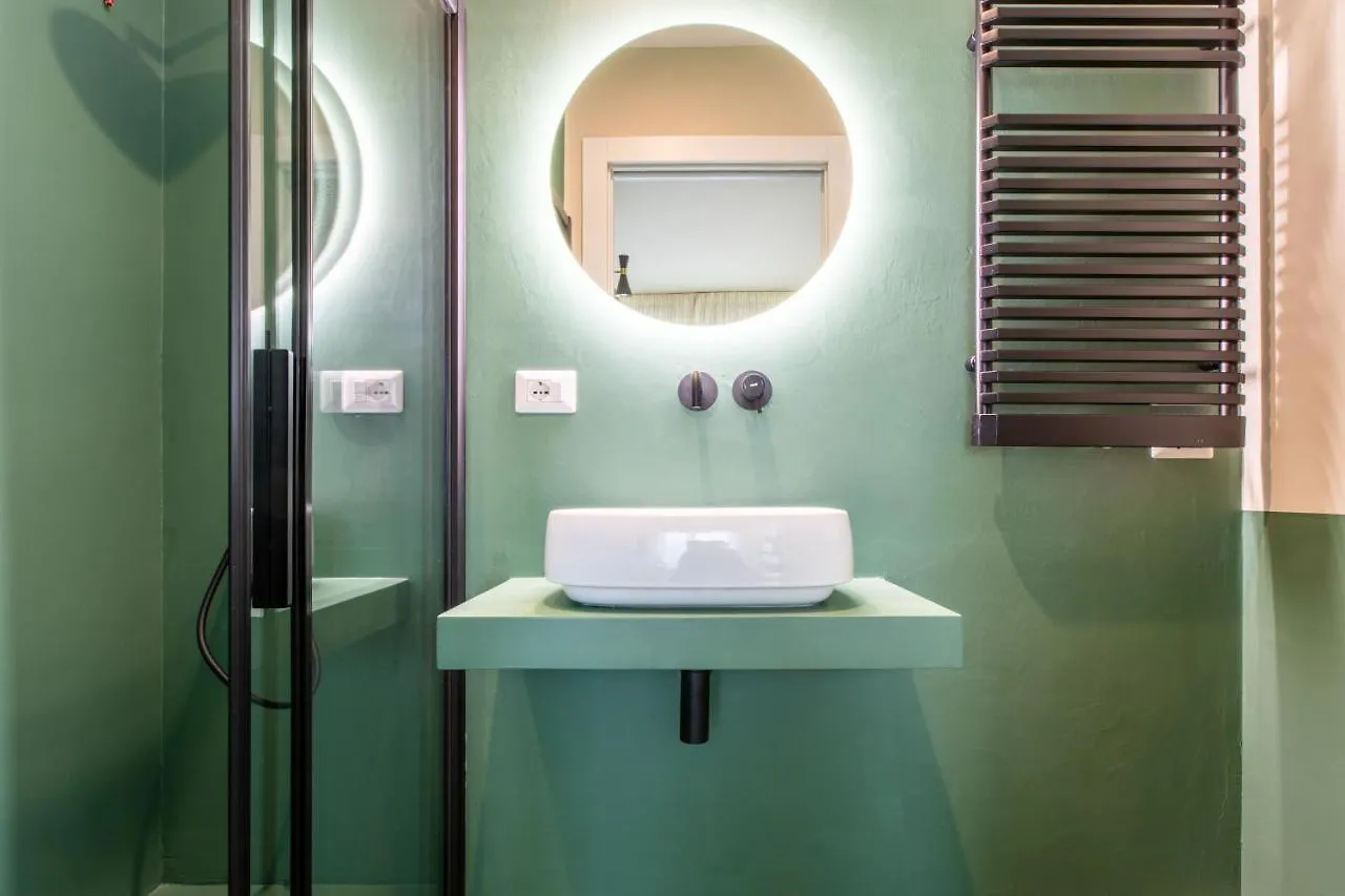 Guest house Daplace - Corso Sempione Suites Milan