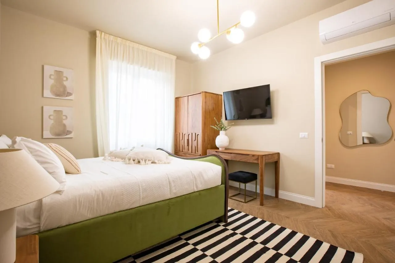 Daplace - Corso Sempione Suites Milan